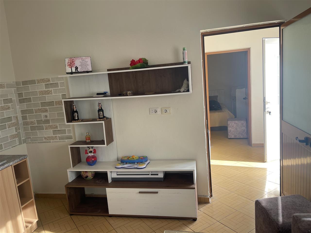 Shitet Shtepi 2 katshe Arapaj Durres Me Hipotek