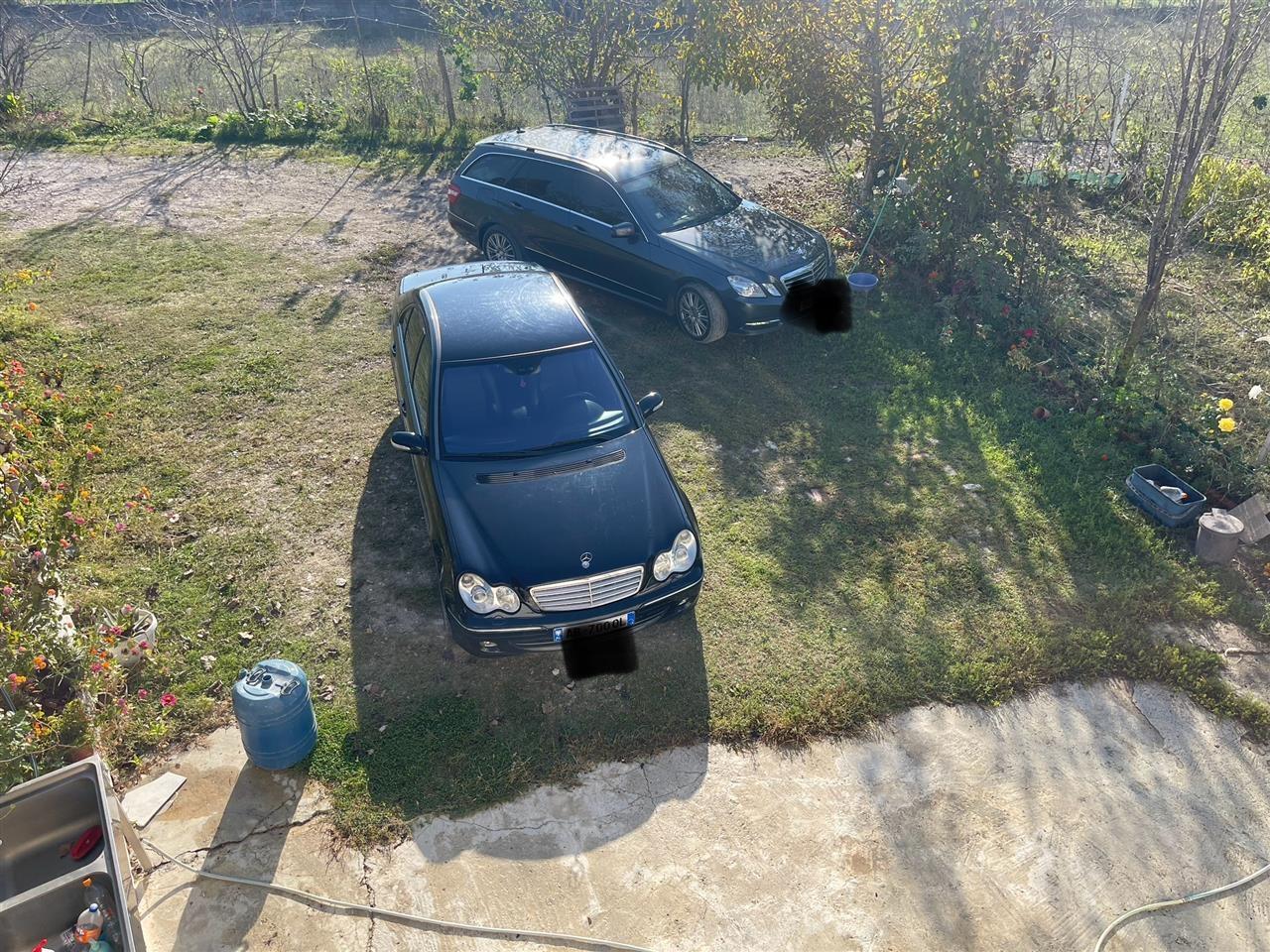 Shitet Shtepi 2 katshe Arapaj Durres Me Hipotek