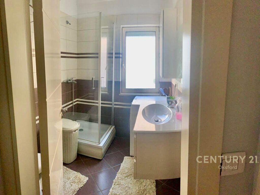 JEPET ME QIRA APARTAMENTI 2+1 NE YZBERISHT