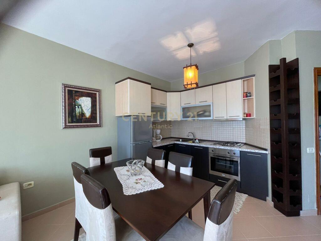 SHITET APARTAMENT 1+1 PRANE MIAMI 2 NE GOLEM !