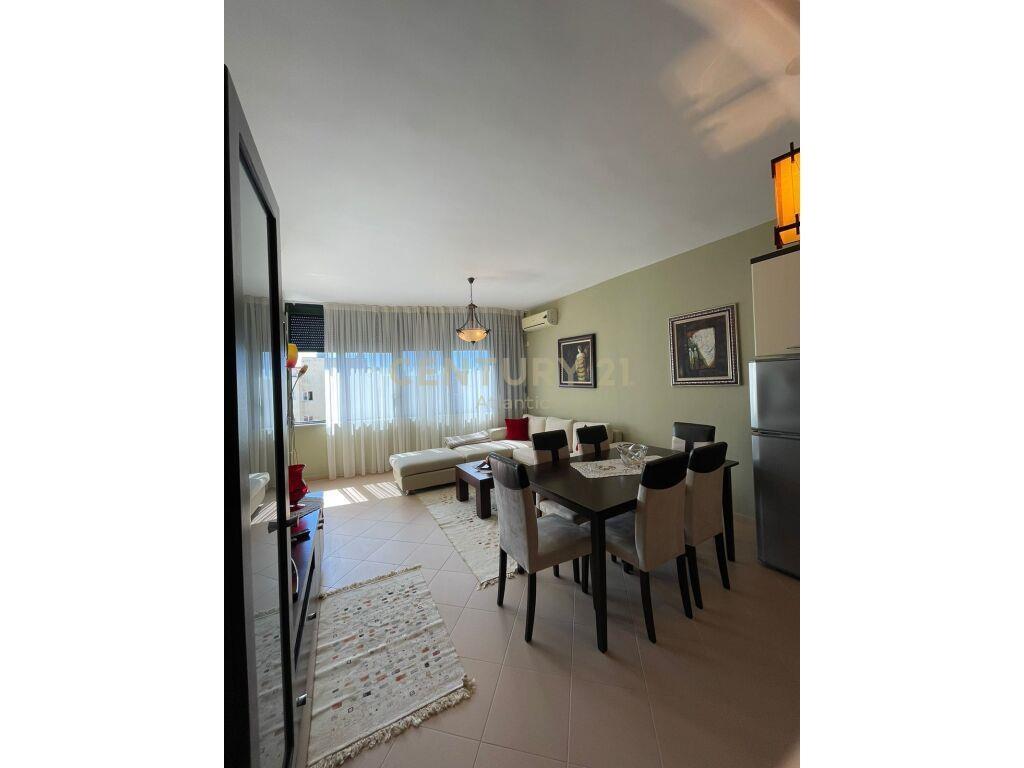 SHITET APARTAMENT 1+1 PRANE MIAMI 2 NE GOLEM !