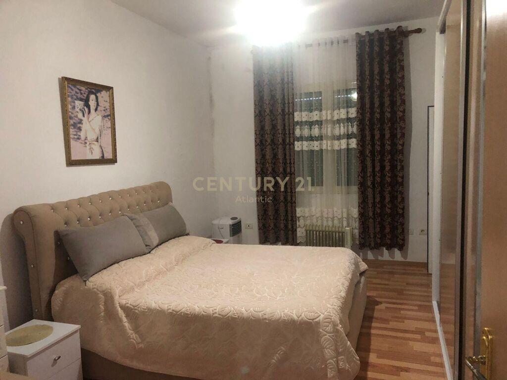 OKAZION!!!! SHITET DUBLEX 4+2+5T NE SPITALLE !!!