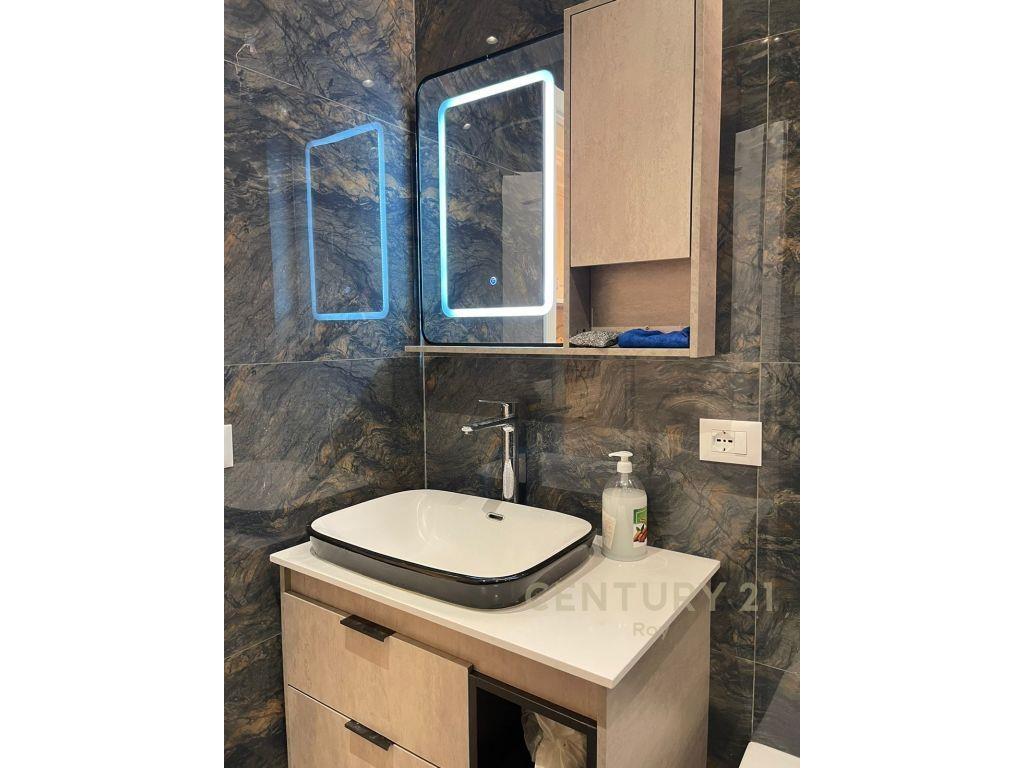 SHITET APARTAMENT 1+1 ME VERANDE TEK SHKEMBI I KAVAJES !!