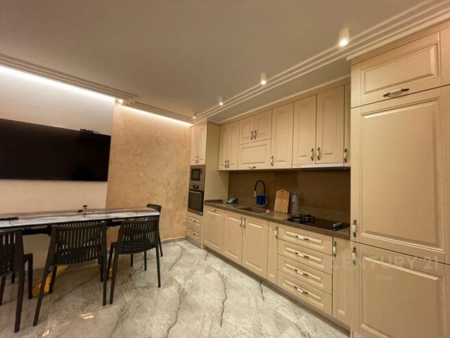 SHITET APARTAMENT 1+1 ME VERANDE TEK SHKEMBI I KAVAJES !!