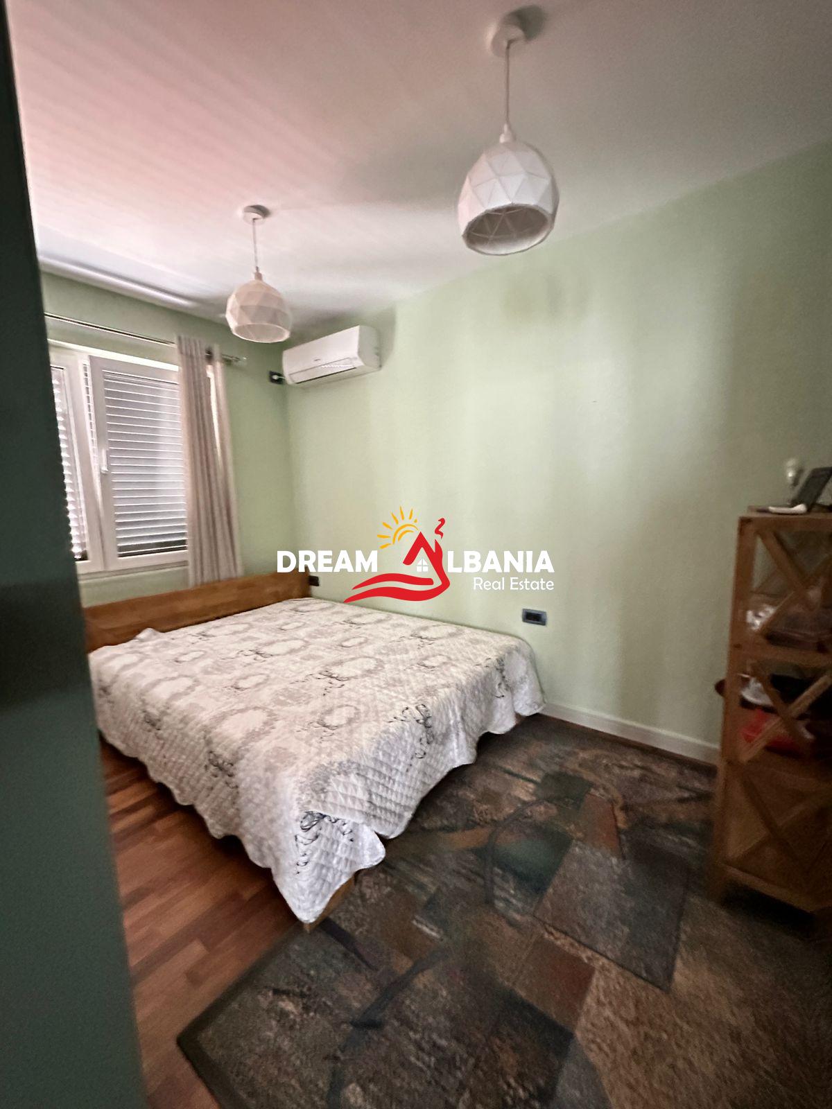 Apartament 2+1 me qera ne rrugen Islam Alla, prane