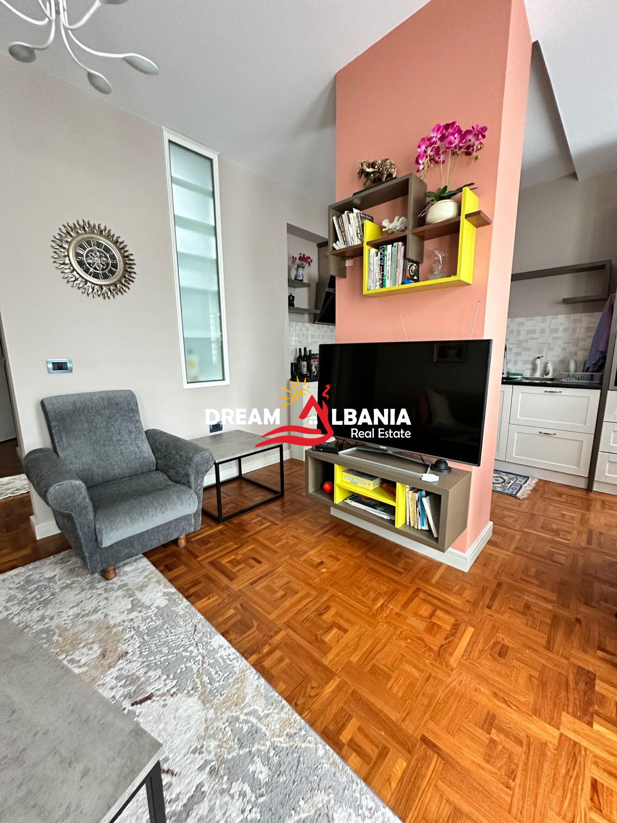 Apartament 2+1 me qera ne rrugen Islam Alla, prane