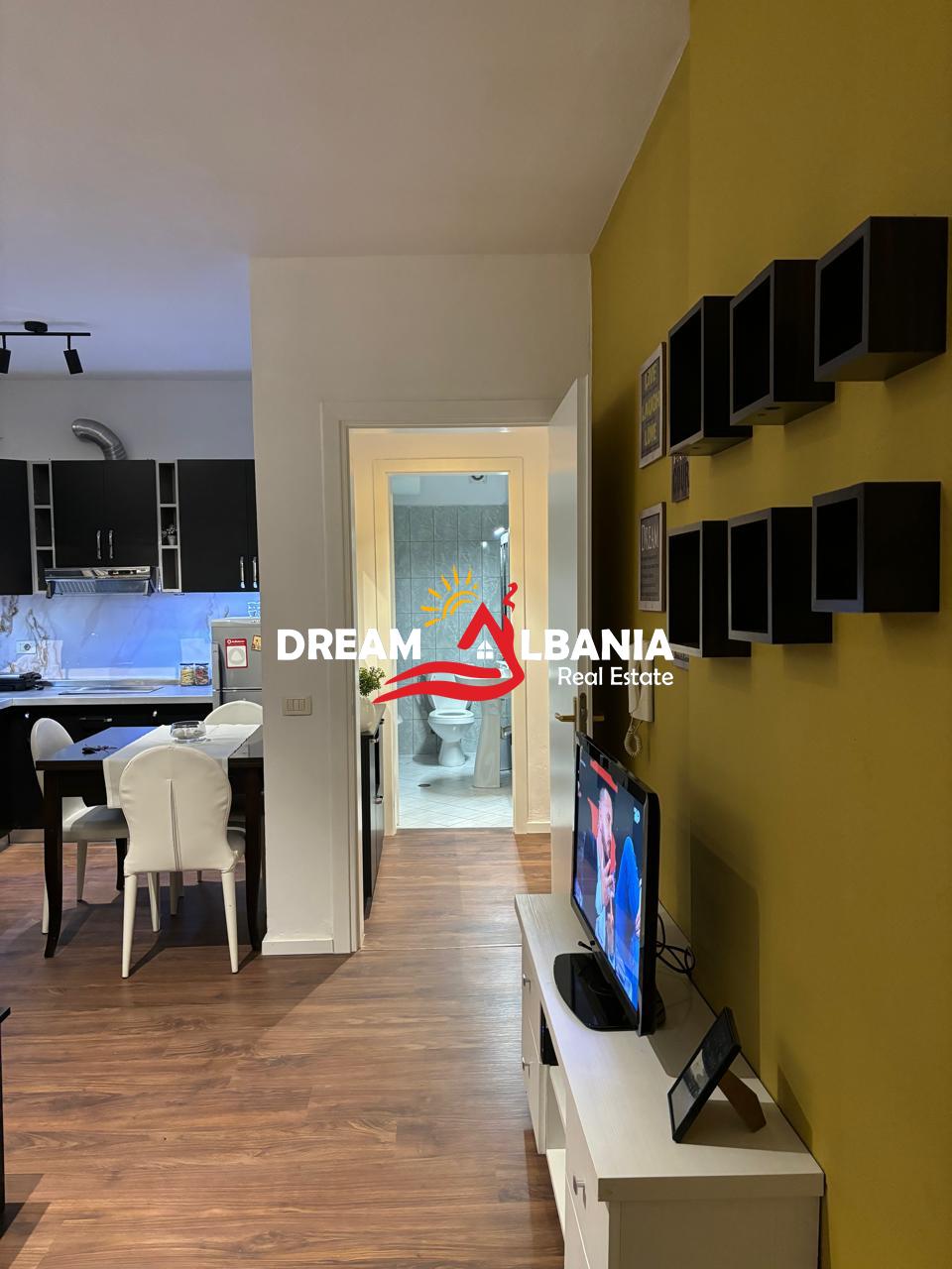 Apartament 1+1 ne shitje ne rrugen e Elbasanit pra