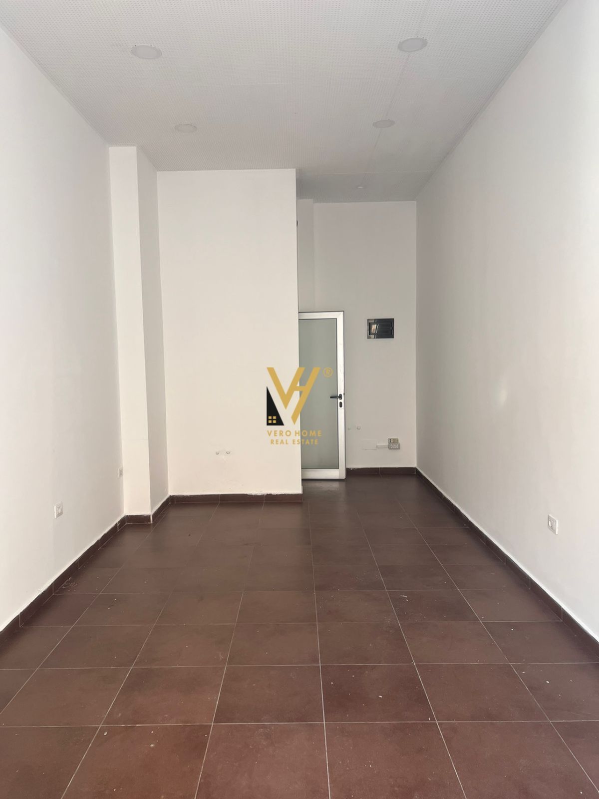 DYQAN 43 M2 TE STADIUMIT DINAMO 40.000 LEKE