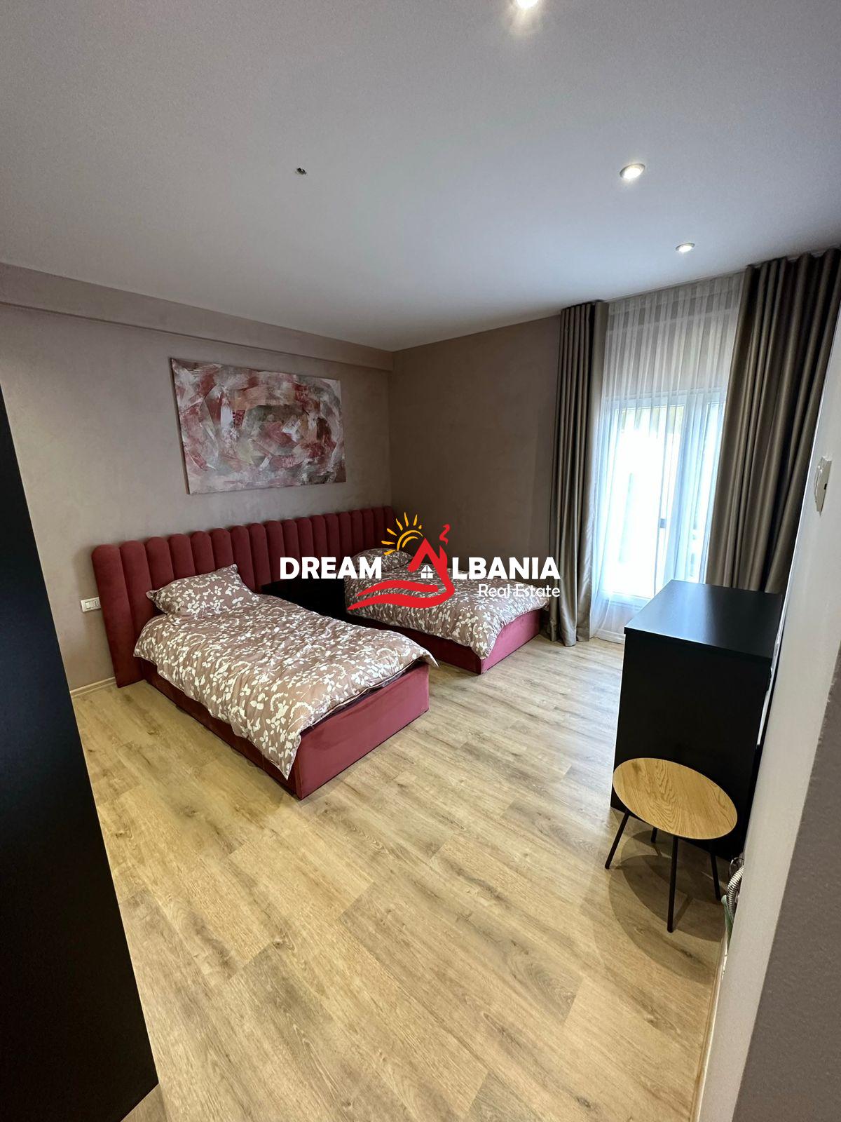 Jepet me qera apartament luksoz 3+1+2