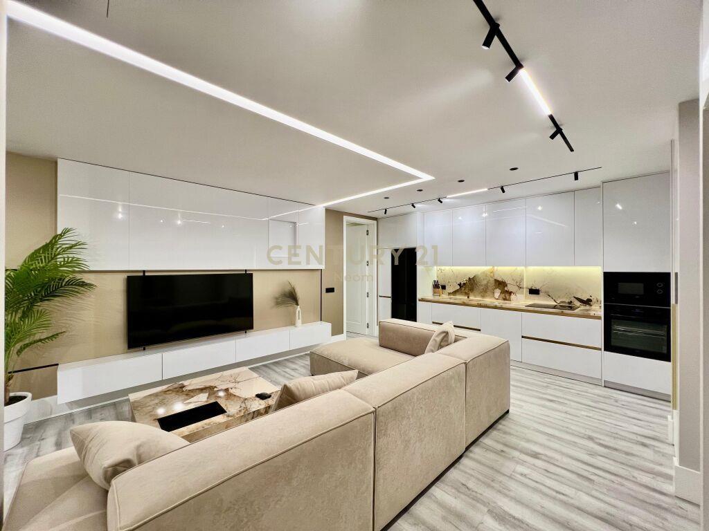 QIRA, APARTAMENT DELUXE 2+1+2 te BLLOKU‼️