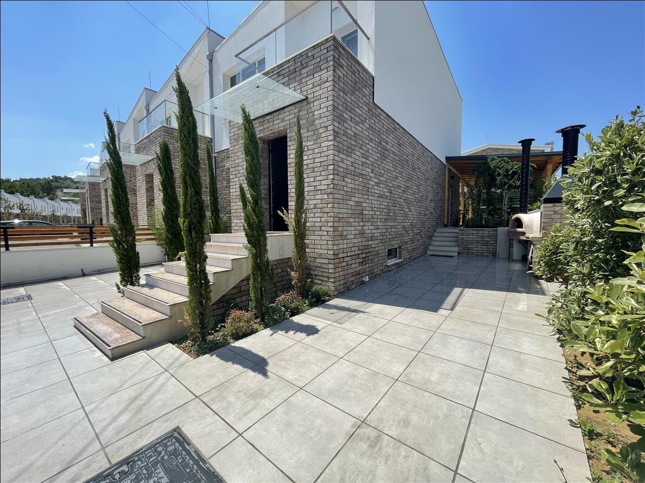 Vila me qera teg Elysium residence mjullbathore