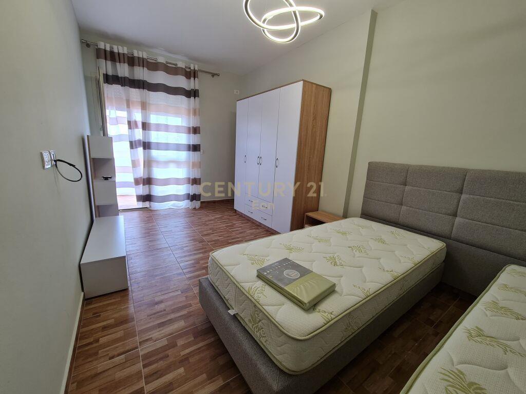 JEPET ME QIRA APARTAMENT 2+1+2 NE DURRES!