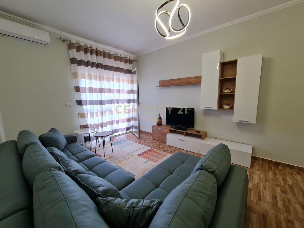 JEPET ME QIRA APARTAMENT 2+1+2 NE DURRES!