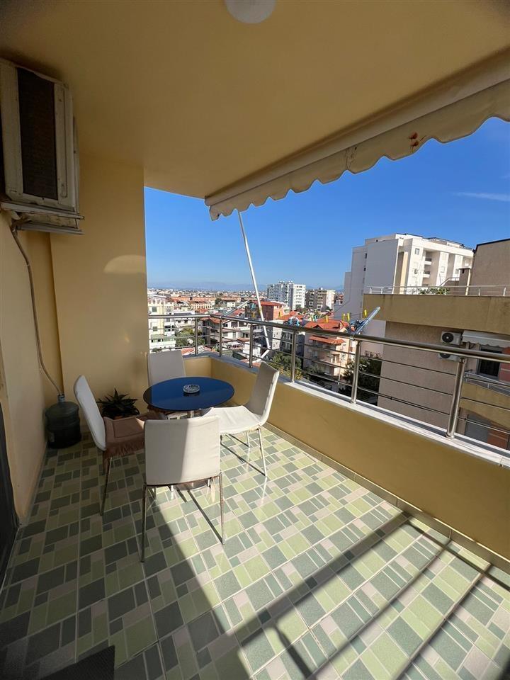 Apartament ne shitje 2+1 tek hotel Vivas ne plazh