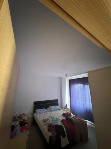 Shitet Apartament 1+1 Stadiumi