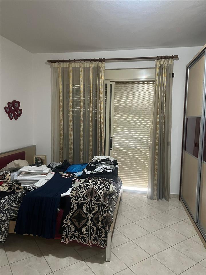 SHITET APARTAMENT 3+1 PRANE SIGURIMEVE SHOQERORE