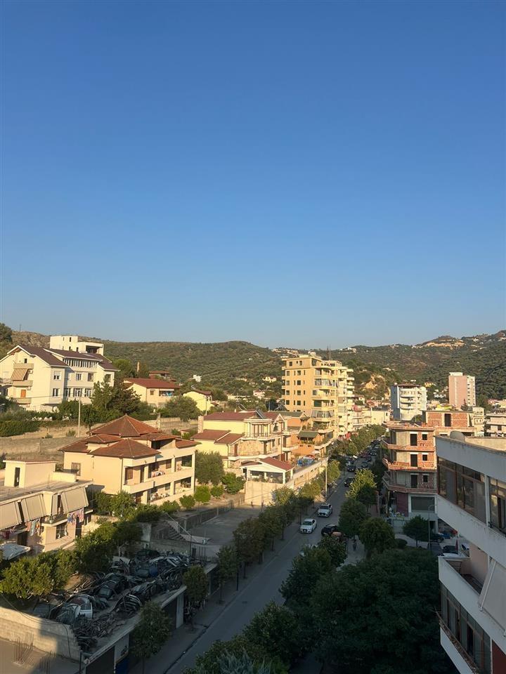SHITET APARTAMENT 3+1 PRANE SIGURIMEVE SHOQERORE