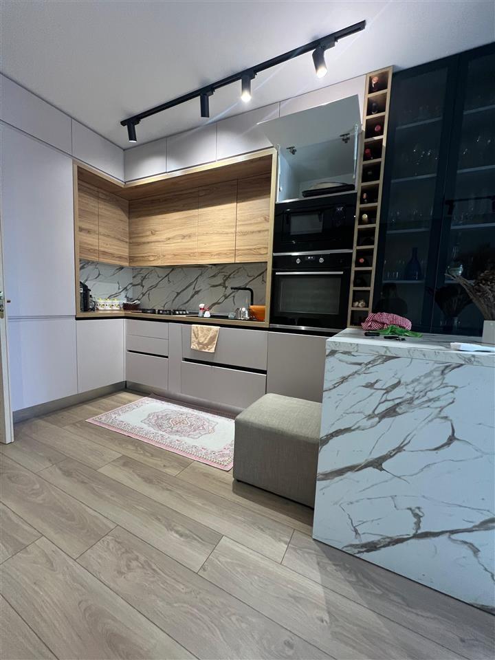 Shitet 3+1+2| Vollga