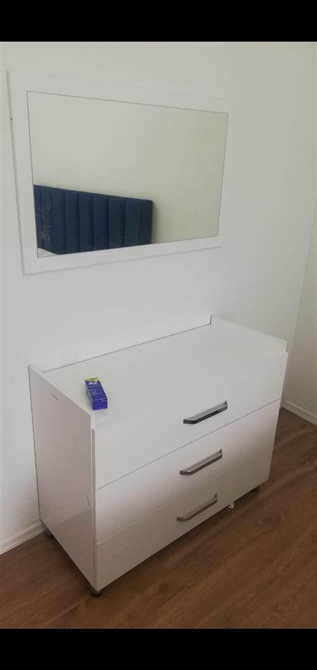 Apartment me qera vollga Durres