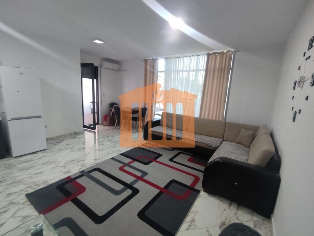 APARTAMENT 1+1+DEPO NE VOLLGA , PER QIRA!