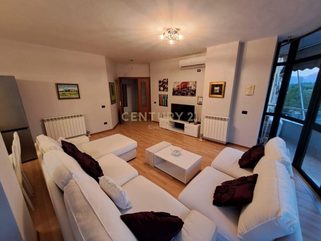 LIQENI I THATE, JEPET ME QIRA 650 € everest103192