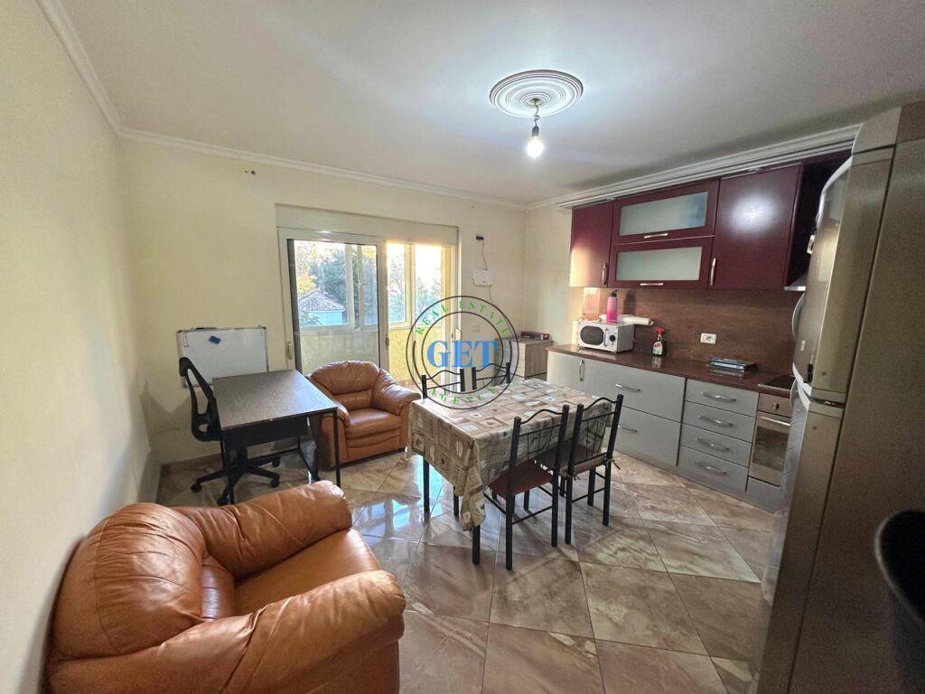 Qira, Apartament 2+1,Bulevard, Durres.