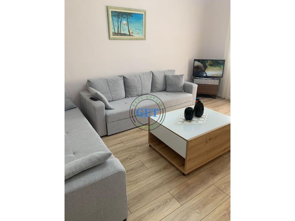 Shitet, Super Apartament 1+1, Prane Spitalit, Durres.