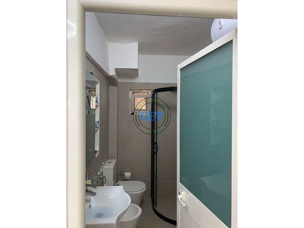 Shitet, Super Apartament 1+1, Prane Spitalit, Durres.