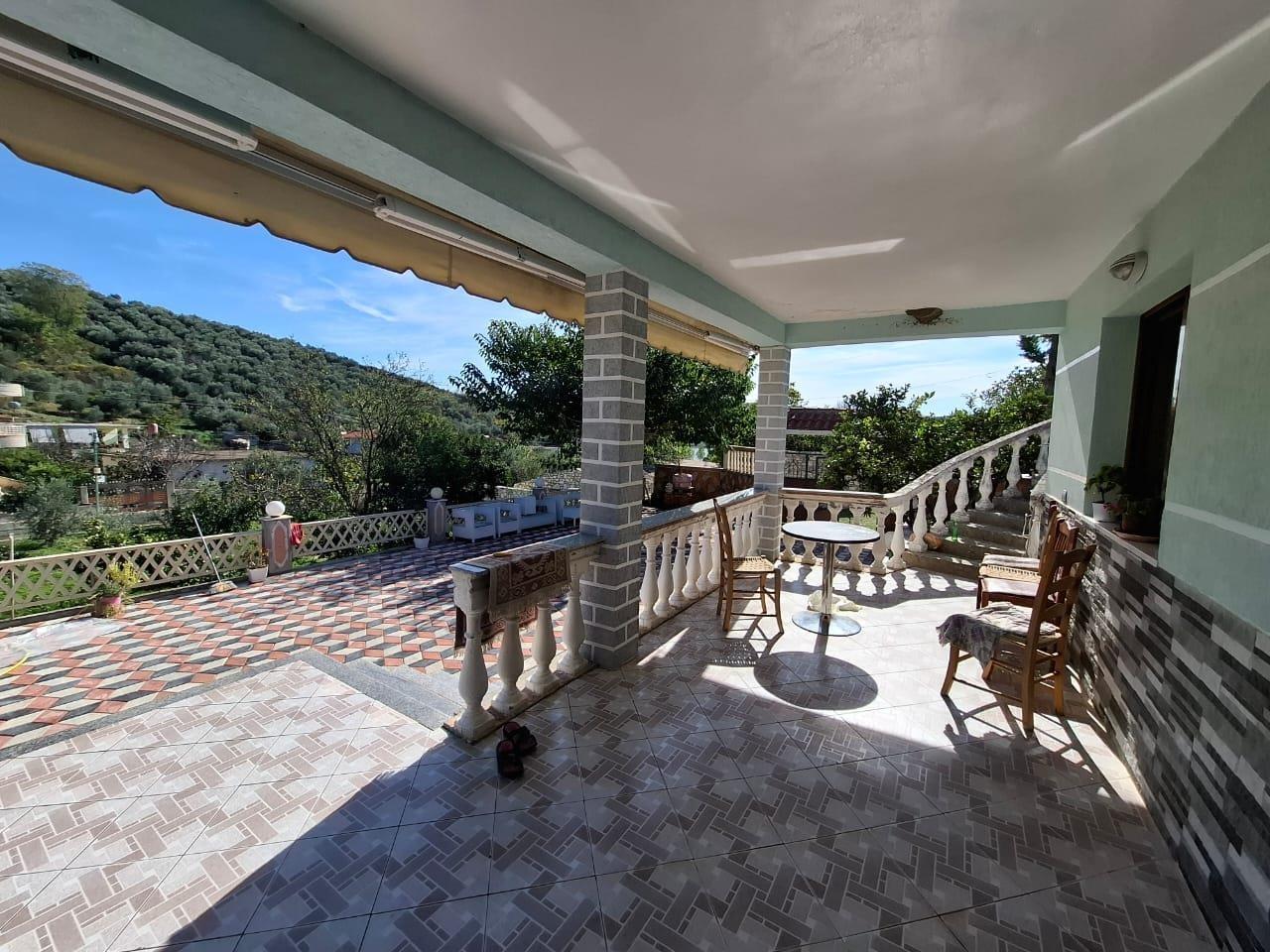 PRIVATE HOUSE FOR LONG TERM RENT IN VLORE , BABIÇE