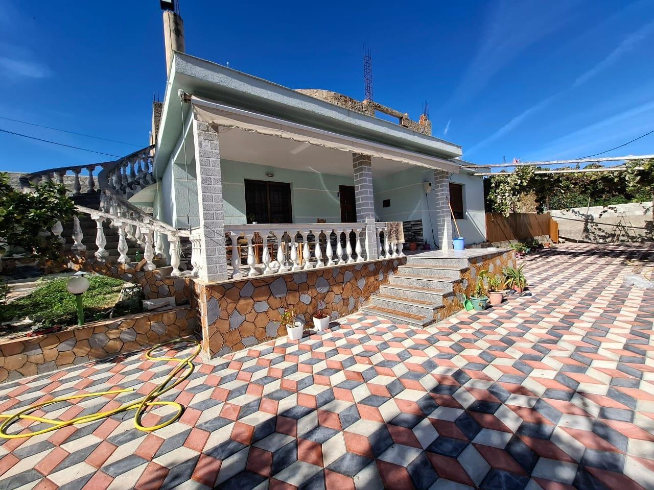 PRIVATE HOUSE FOR LONG TERM RENT IN VLORE , BABIÇE