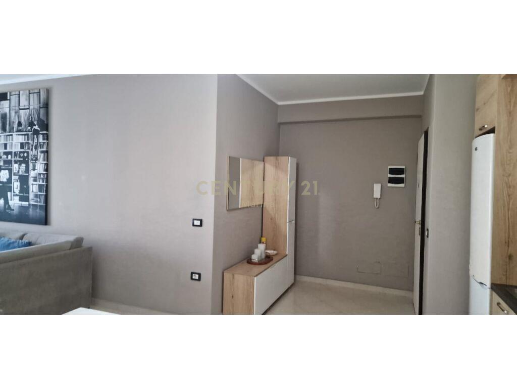 APARTAMENT 2+1 PER QERA 400 € Marina103165
