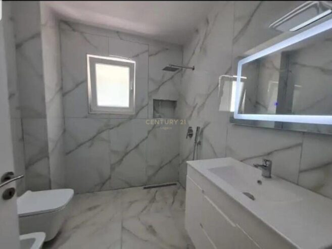 shitet apartament 1+1 Kati 1, 138.000 € (ne Vasil Shanto)