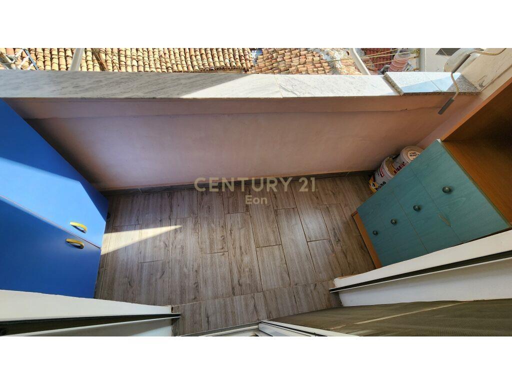 Shitet Apartament 1+1 në Bulevardin kryesor, Durrës!