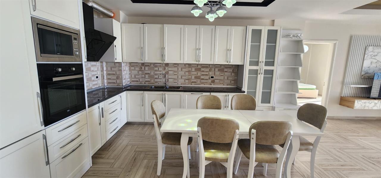 JEPET ME QERA APARTAMENT ME PAMJE DETI 3+1+2 ME GARAZH!