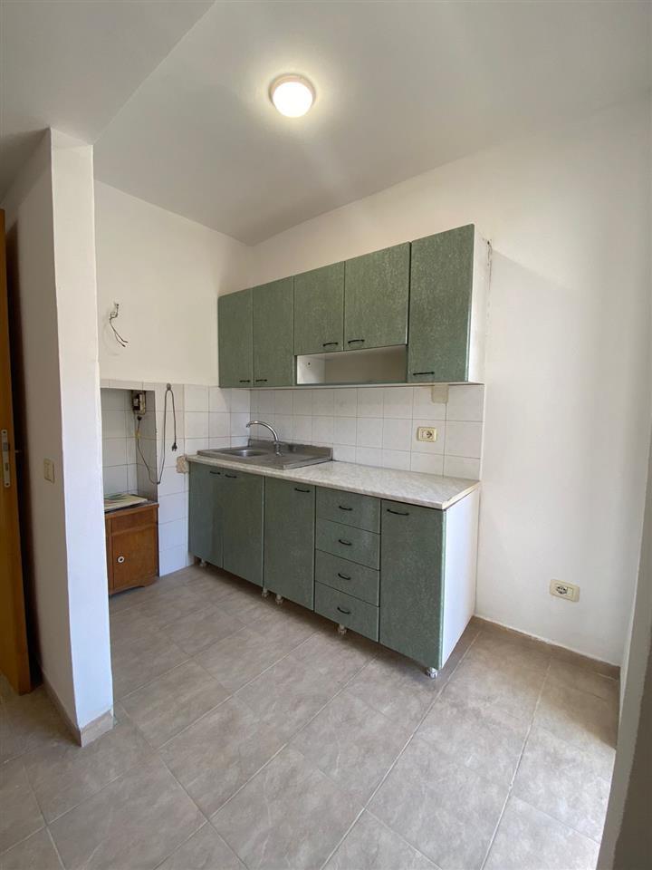 Apartament 1+1 për Shitje në Spitali, Durrës!