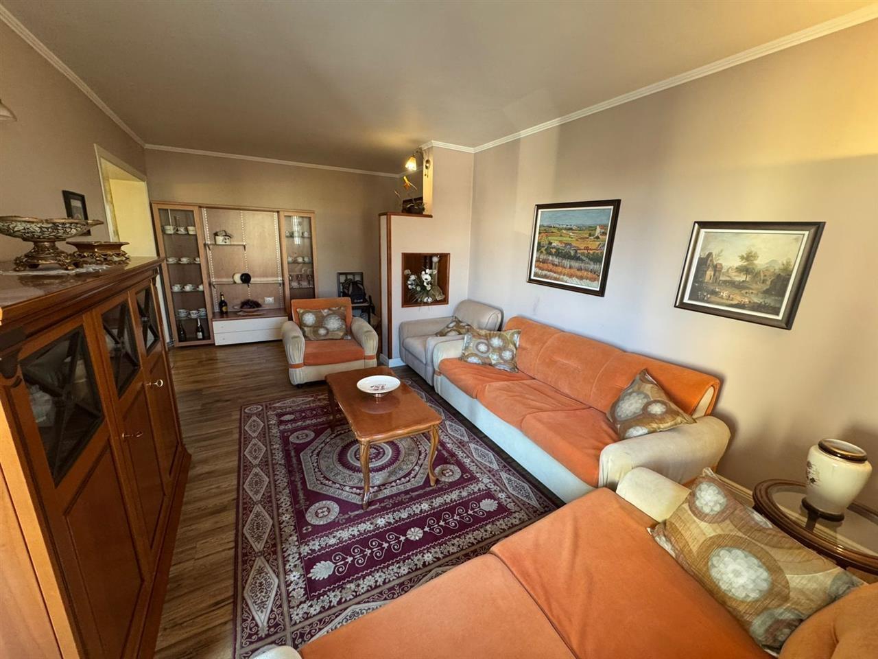 JEPET ME QERA APARTAMENT 1+1 TEK STACIONI TRENIT !