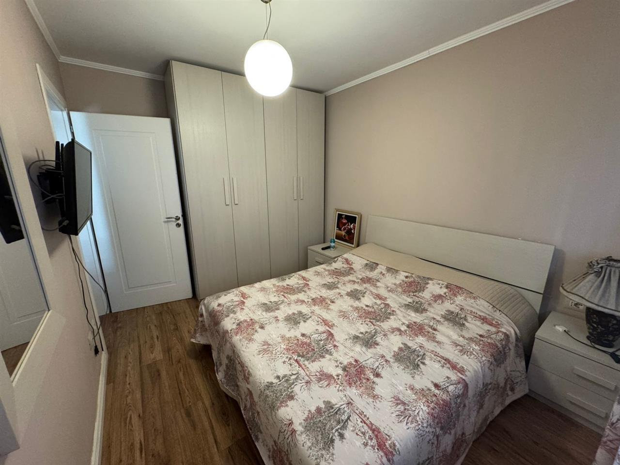JEPET ME QERA APARTAMENT 1+1 TEK STACIONI TRENIT !