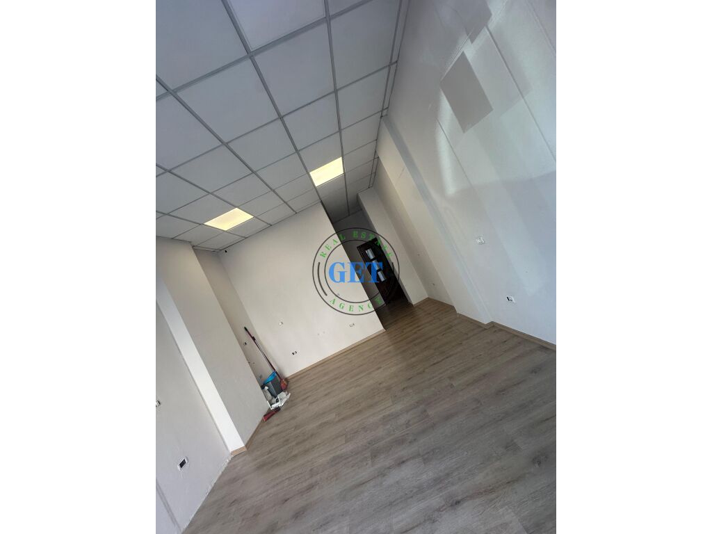 Qira , Ambient Biznesi,Muzeumi, Durres