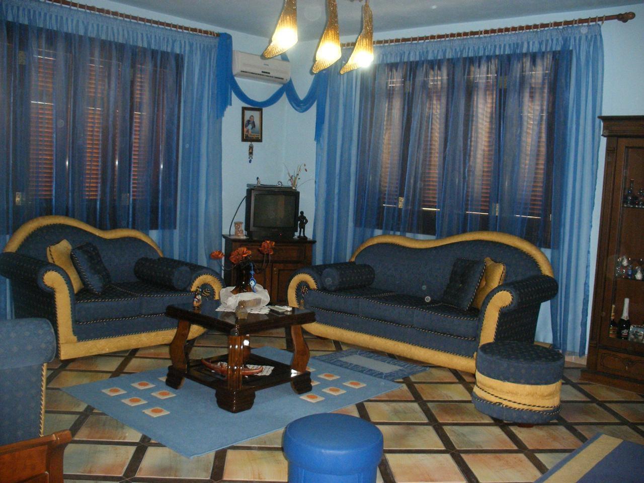 Shitet Vile| Ish rajoni