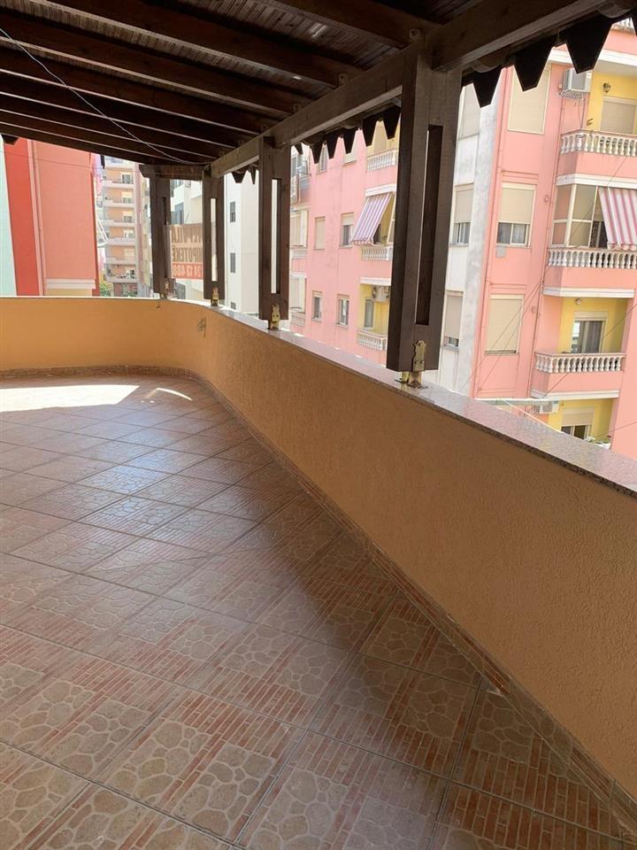 Shitet Vile| Ish rajoni