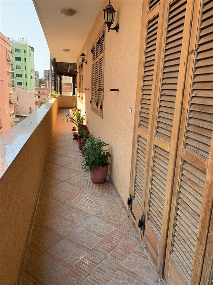 Shitet Vile| Ish rajoni