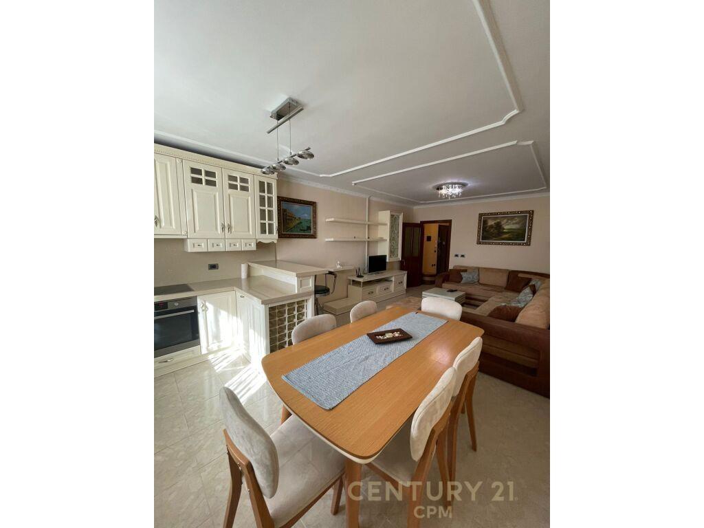 Per Qira Apartment 3+1+2 Laprakë 600 € /Muaj