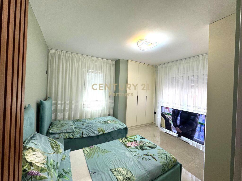 Per Qira Apartment 2+1+1 Unaze e Re, Astiri 750 € /Muaj