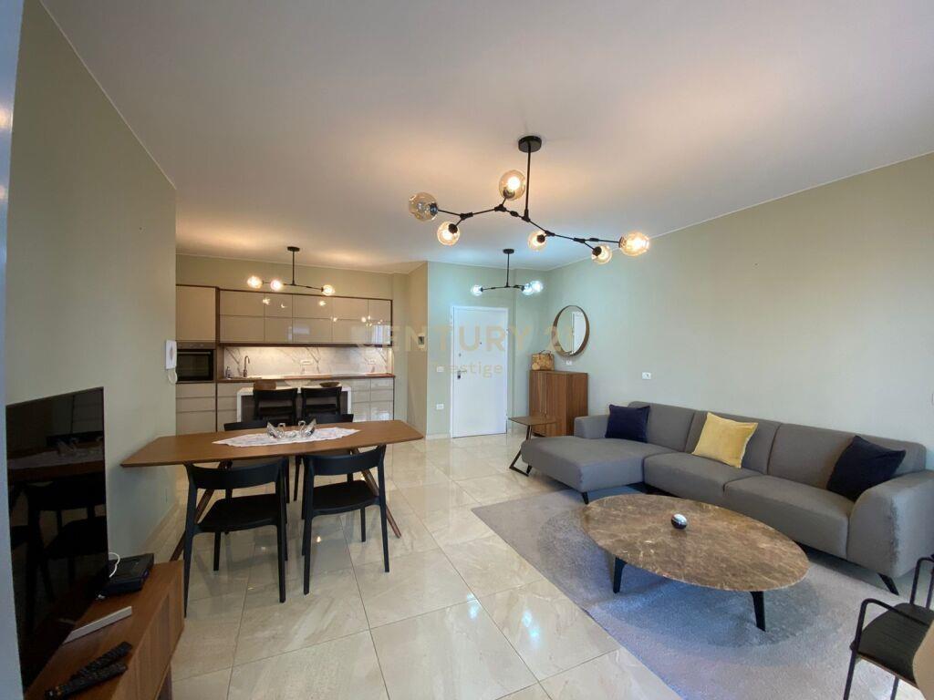 Per Qira Apartment 2+1+1 Liqeni i Tiranës 850 € /Muaj