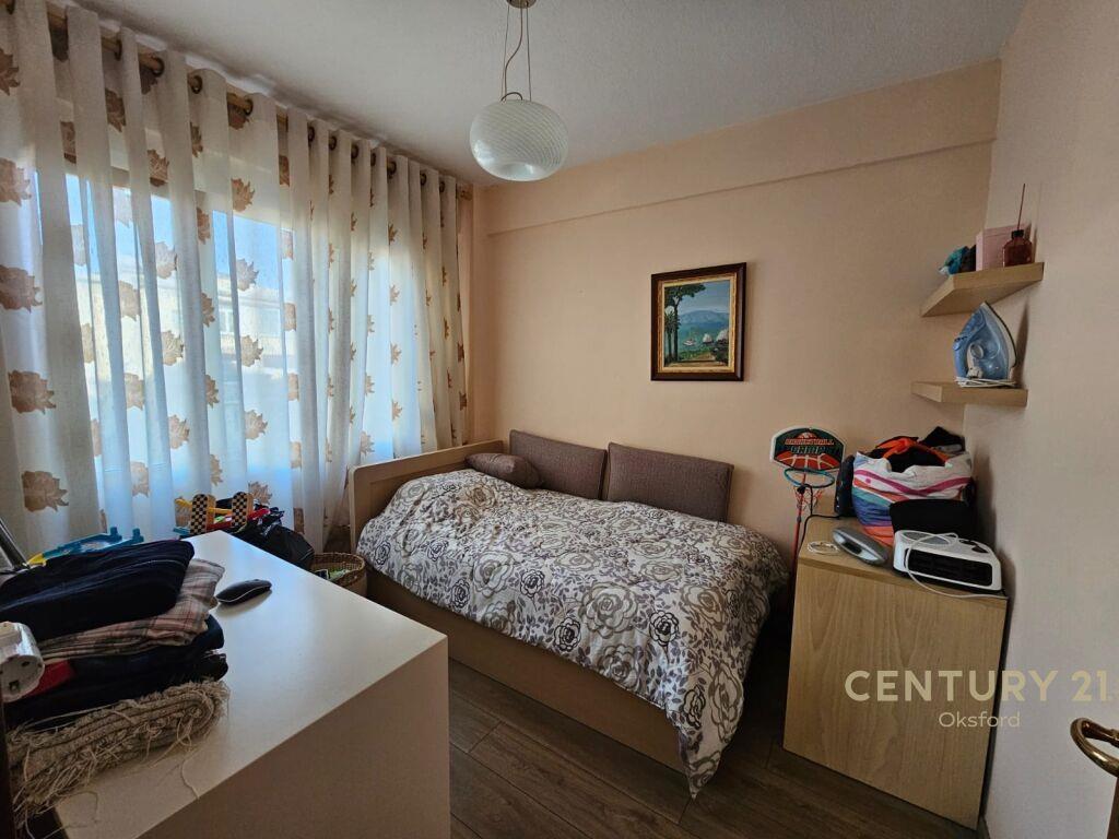 Per Qira Apartment 2+1+1 Myslym Shyri 750 € /Muaj