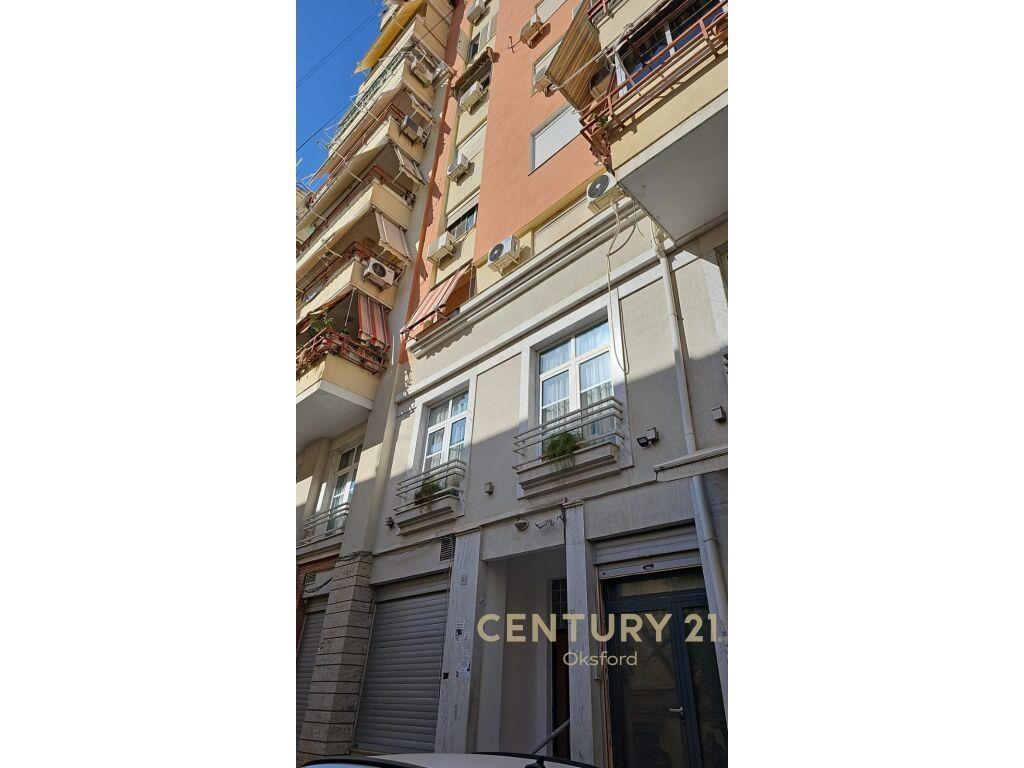 Per Qira Apartment 2+1+1 Myslym Shyri 750 € /Muaj