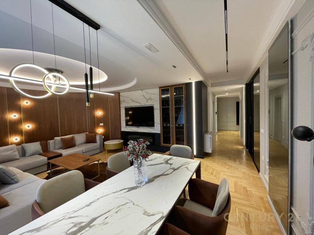 Per Qira Apartment 2+1+2 Kopshti Botanik Zoologjik 2,000 €