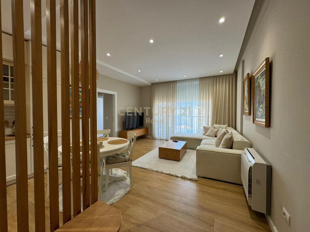 Per Qira Apartment 2+1+2 21 Dhjetori 1,200 € /Muaj