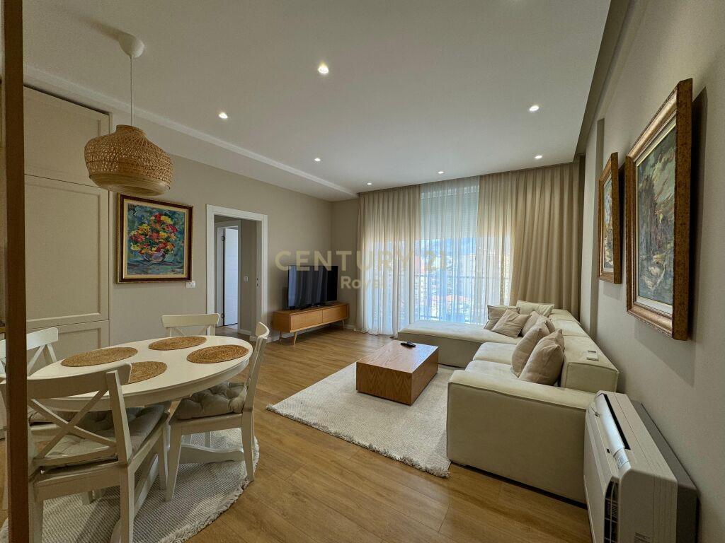 Per Qira Apartment 2+1+2 21 Dhjetori 1,200 € /Muaj