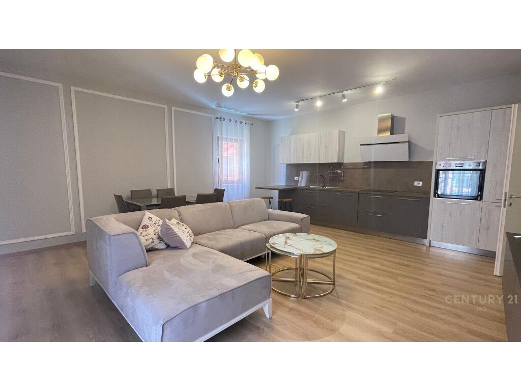 Per Qira Apartment 2+1+2 Kompleksi Delijorgji 1,100 € /Muaj